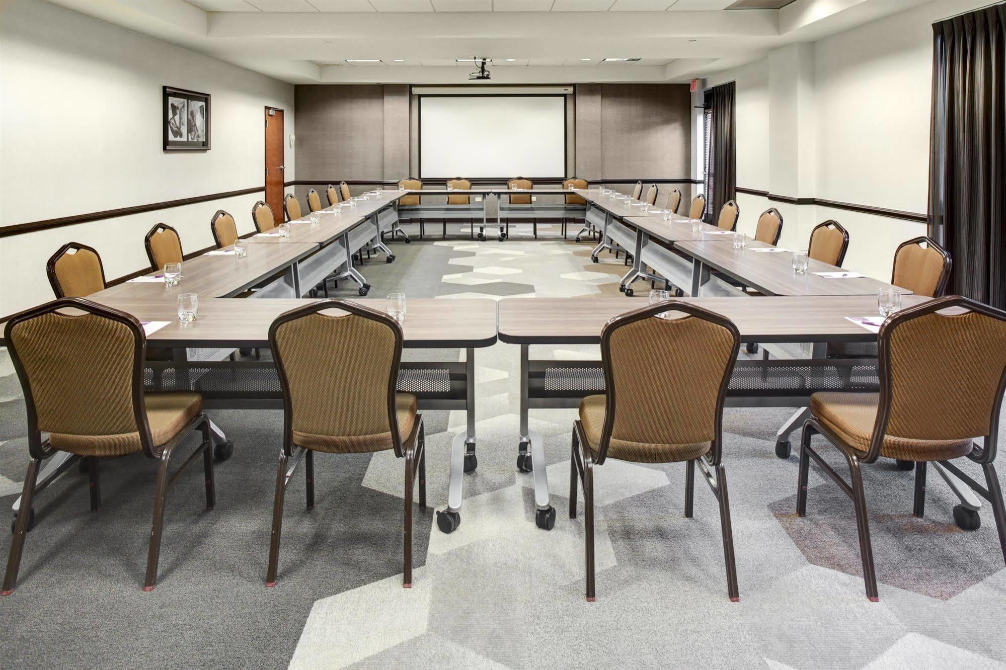 Hyatt Place Memphis Primacy Parkway Екстериор снимка